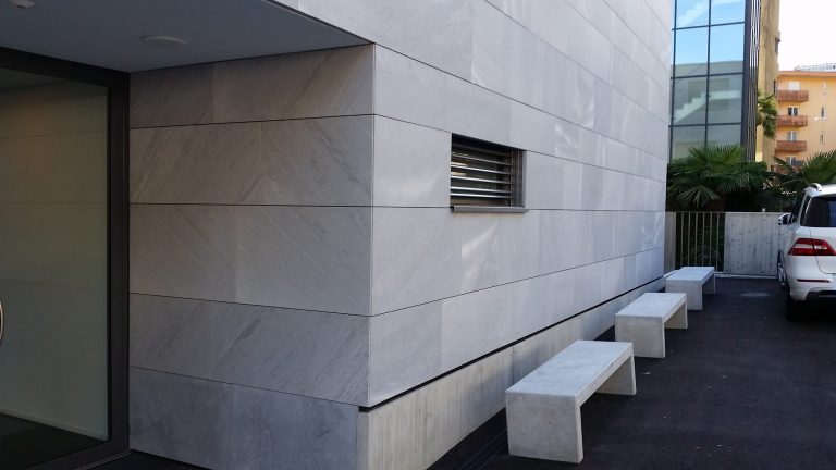 Rivestimento facciata palazzo