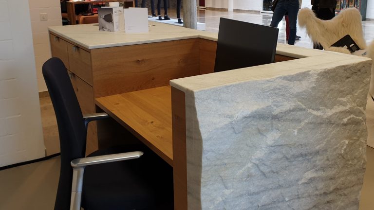 Mammut Store reception desk