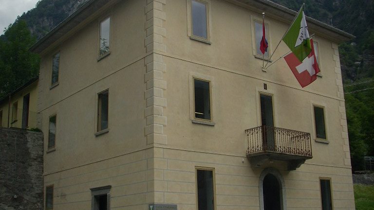 Casa Comunale di Lavizzara